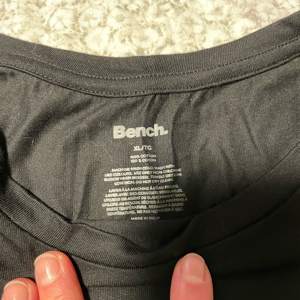 Bench Black Tee - Picture 2 of 4